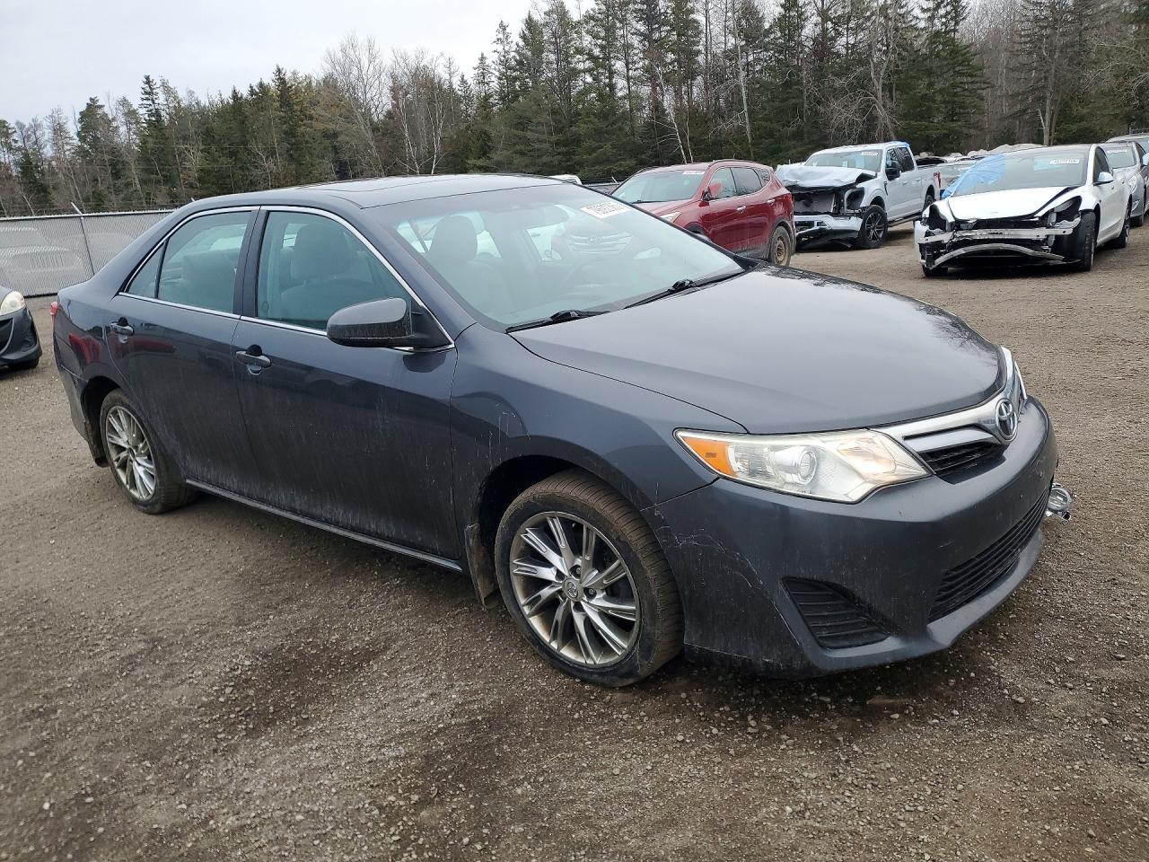 2013 TOYOTA CAMRY