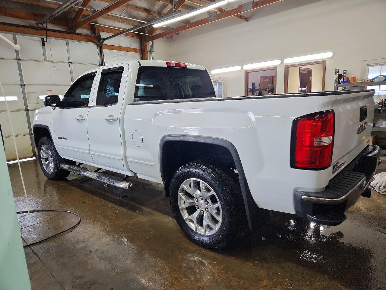 2016 GMC Sierra