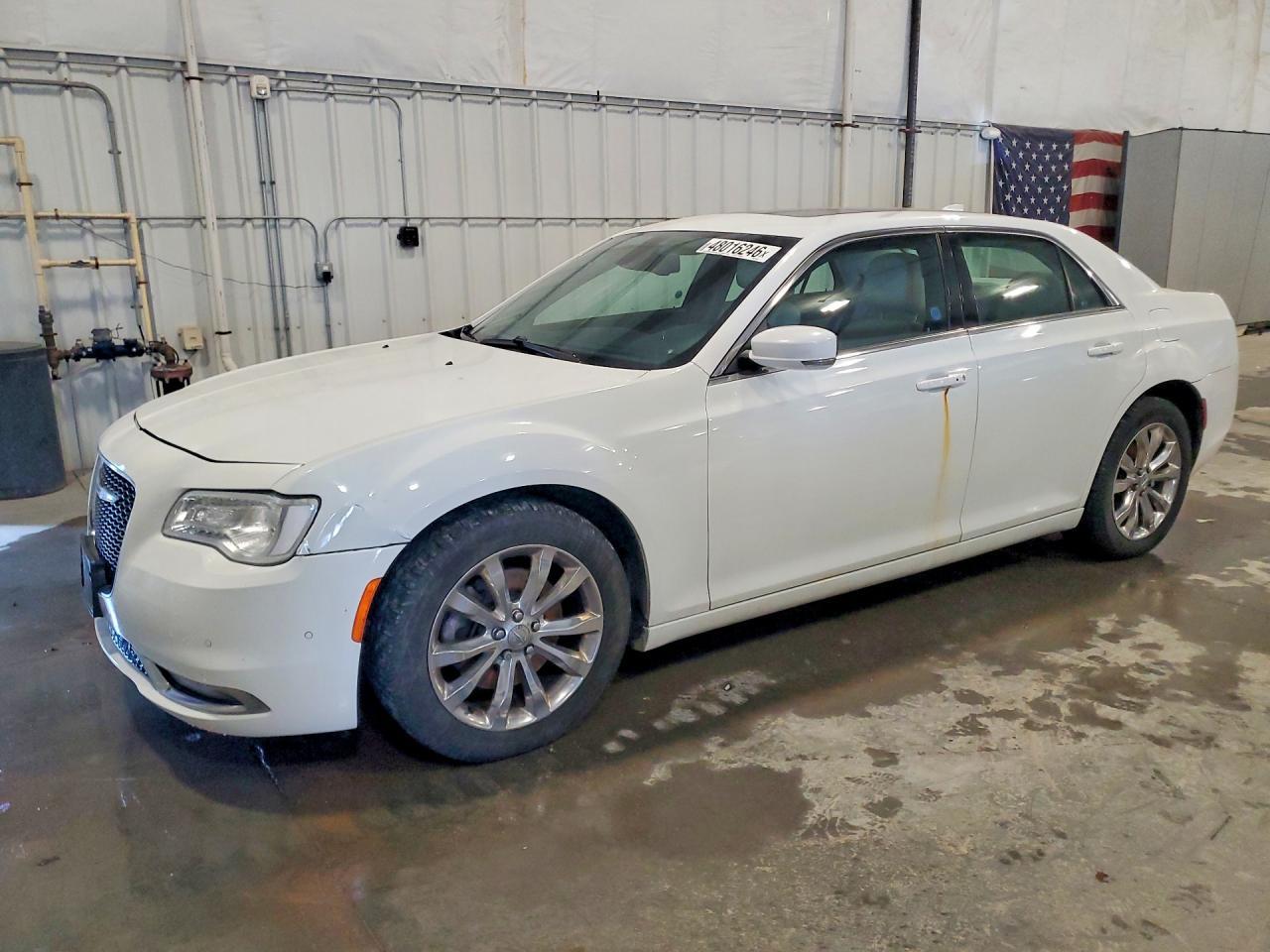 2016 CHRYSLER 300