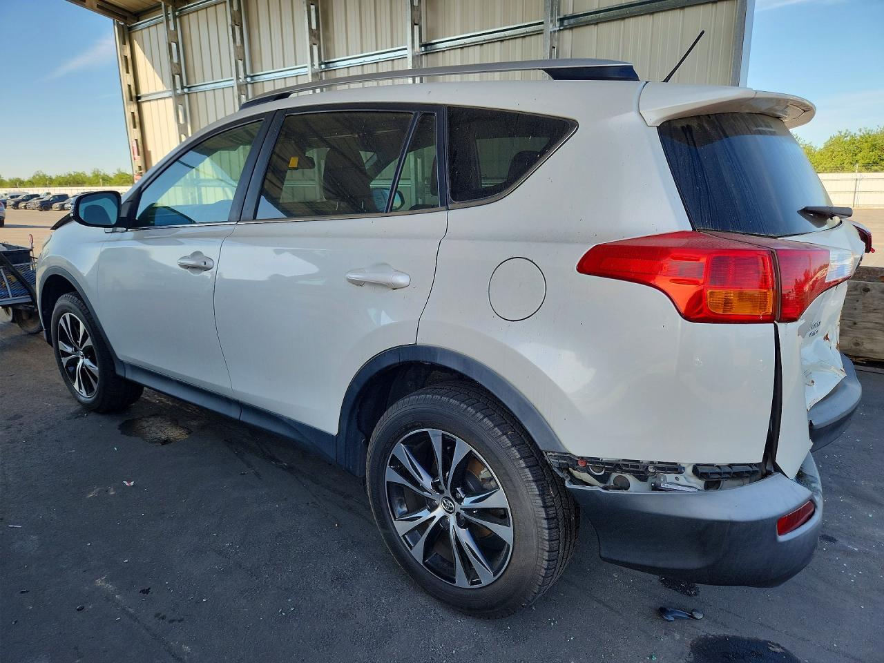 2015 TOYOTA RAV4