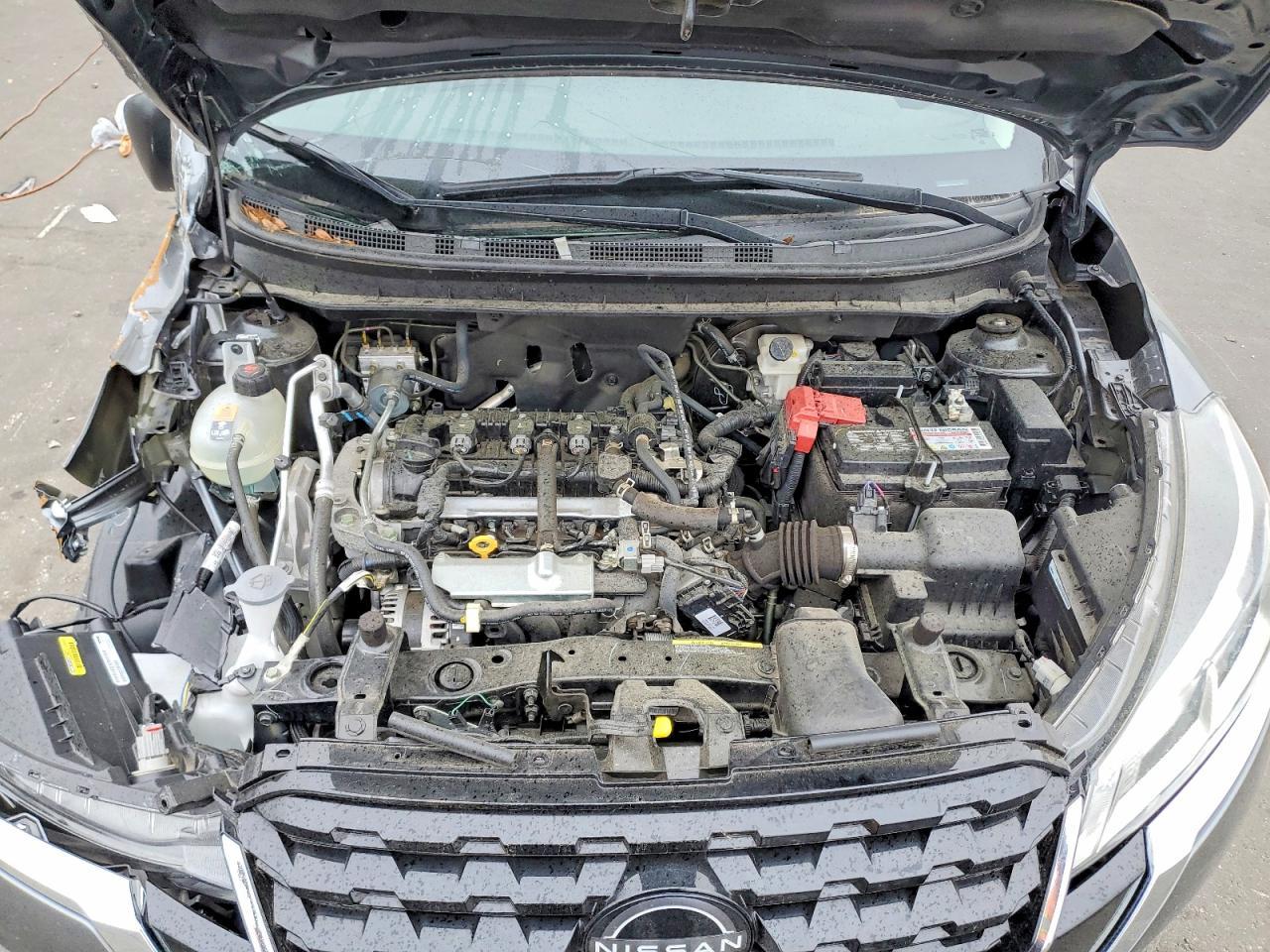 2024 NISSAN KICKS