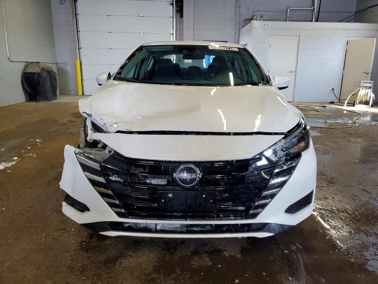 2025 NISSAN VERSA