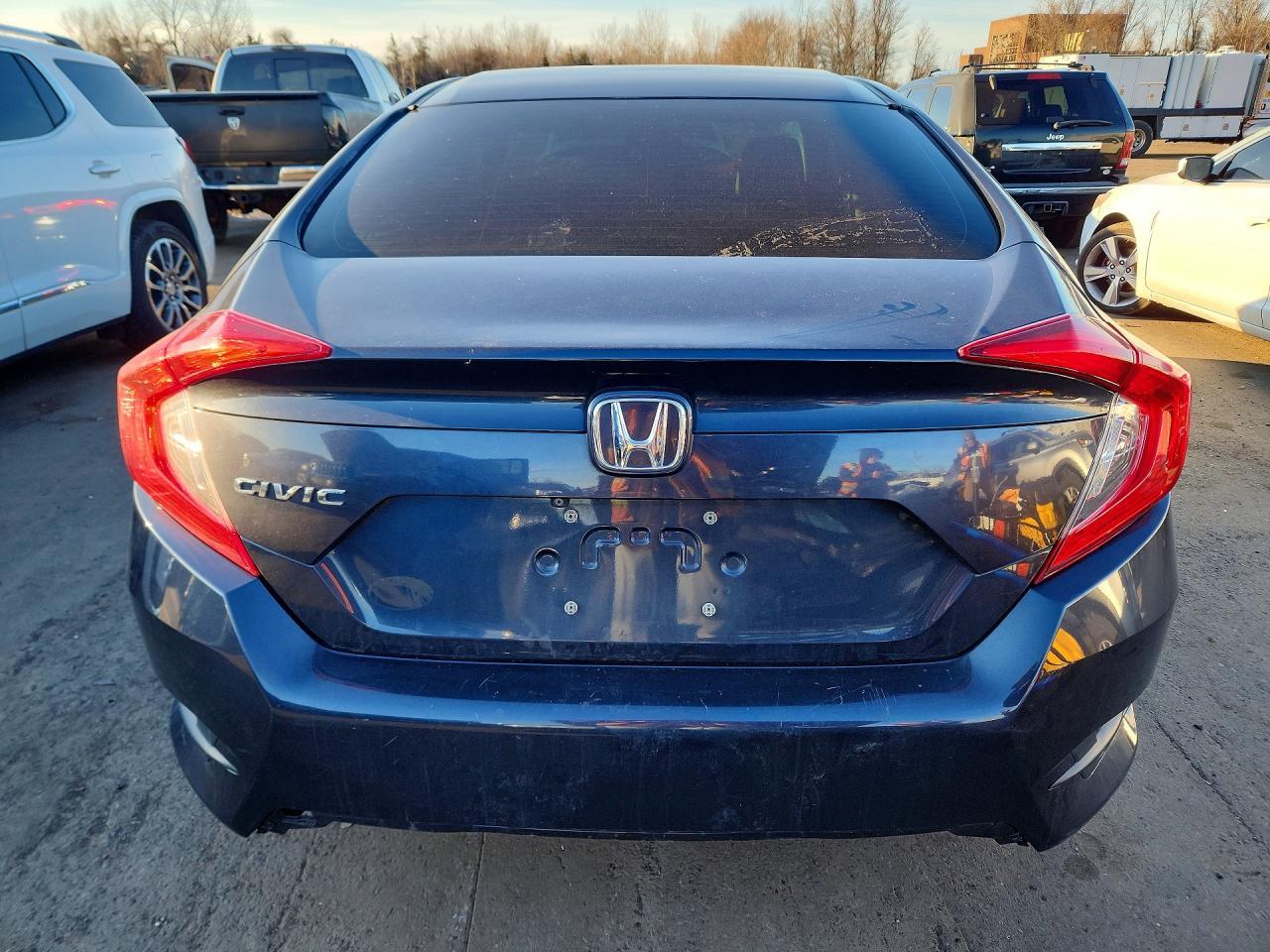 2018 HONDA CIVIC
