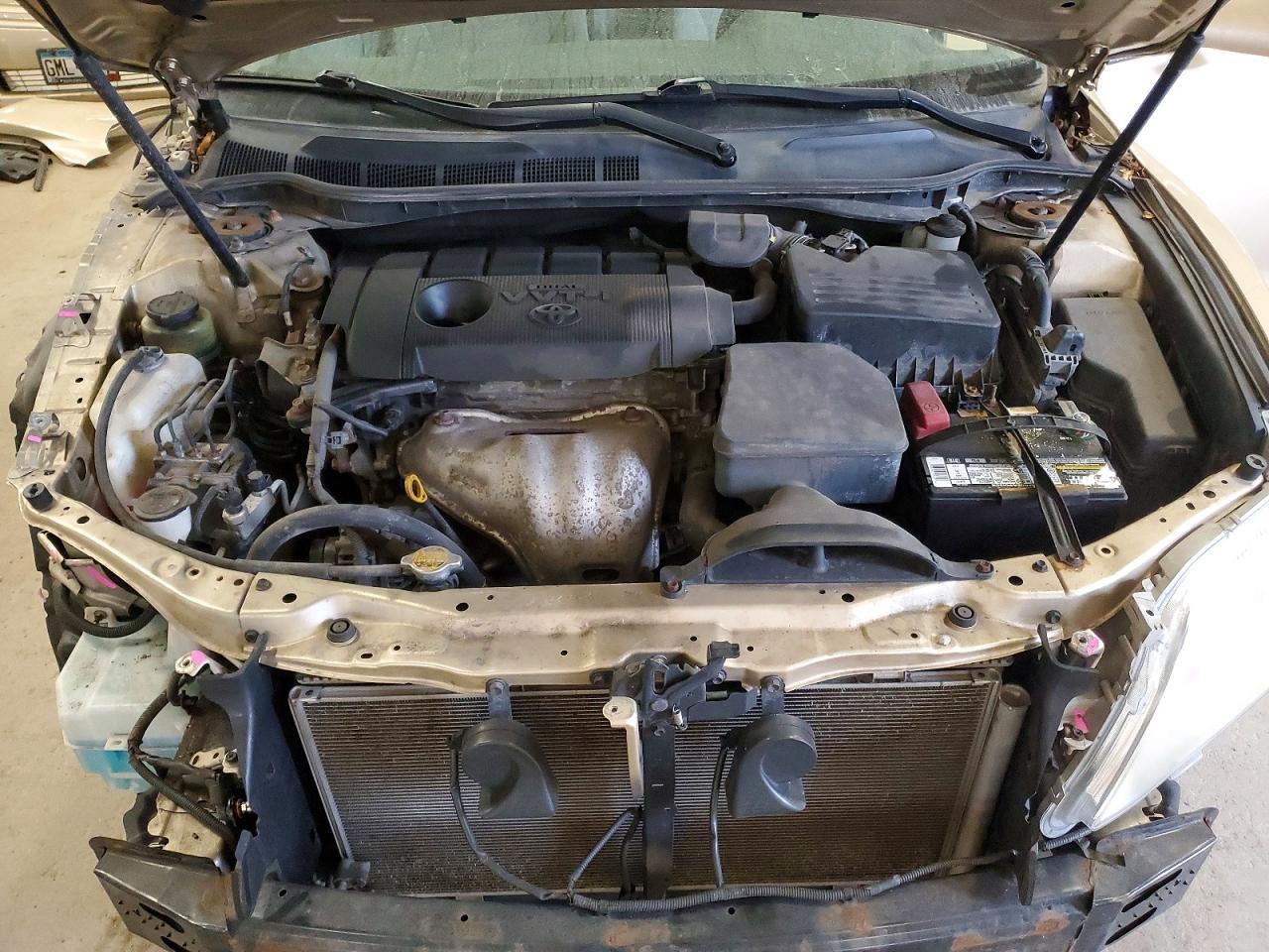2011 TOYOTA CAMRY