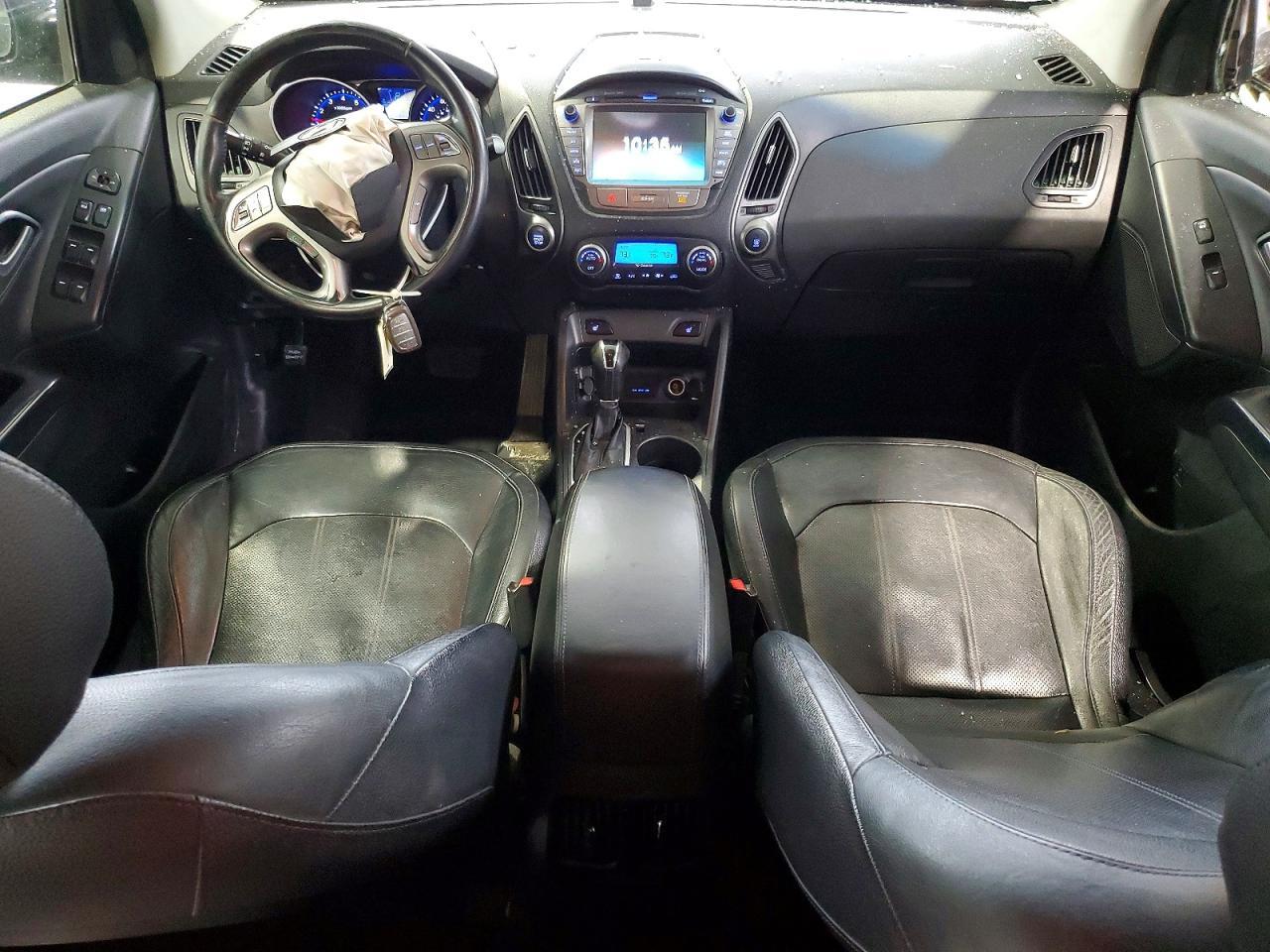 2015 HYUNDAI TUCSON