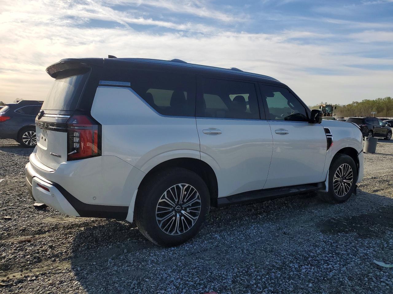 2025 NISSAN Armada