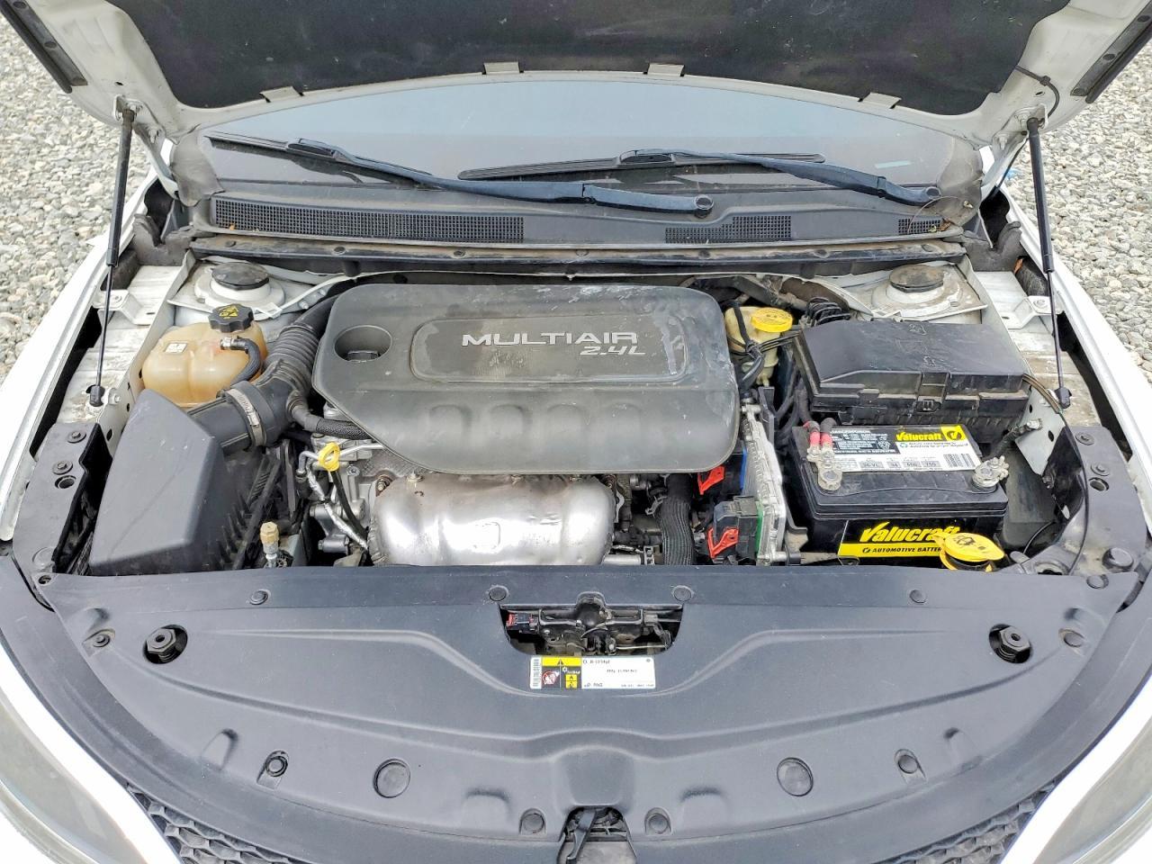 2016 CHRYSLER 200