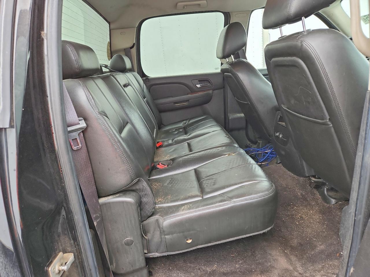 2011 CHEVROLET Silverado 3500