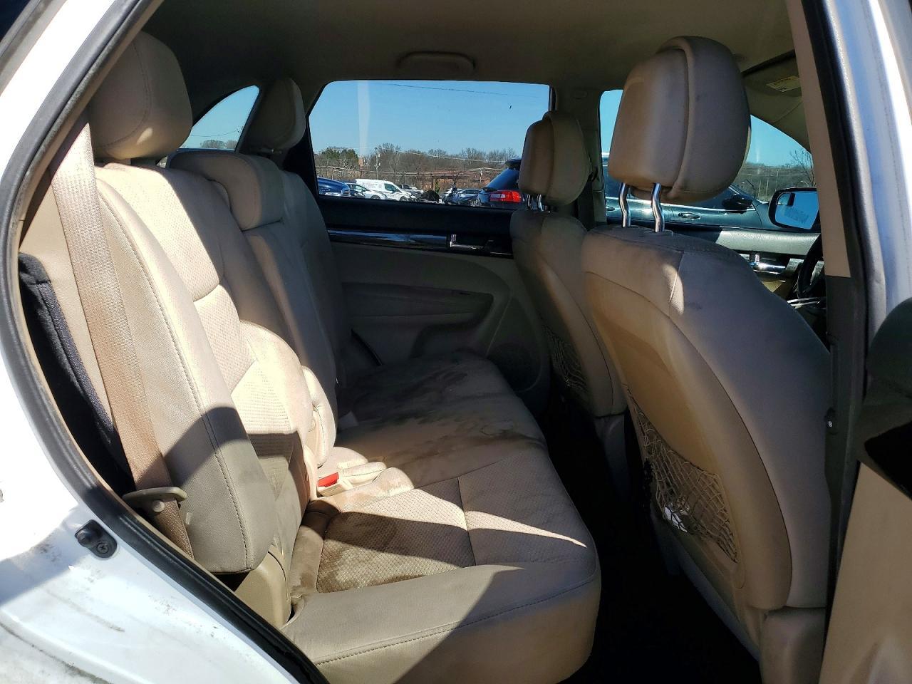 2011 KIA SORENTO