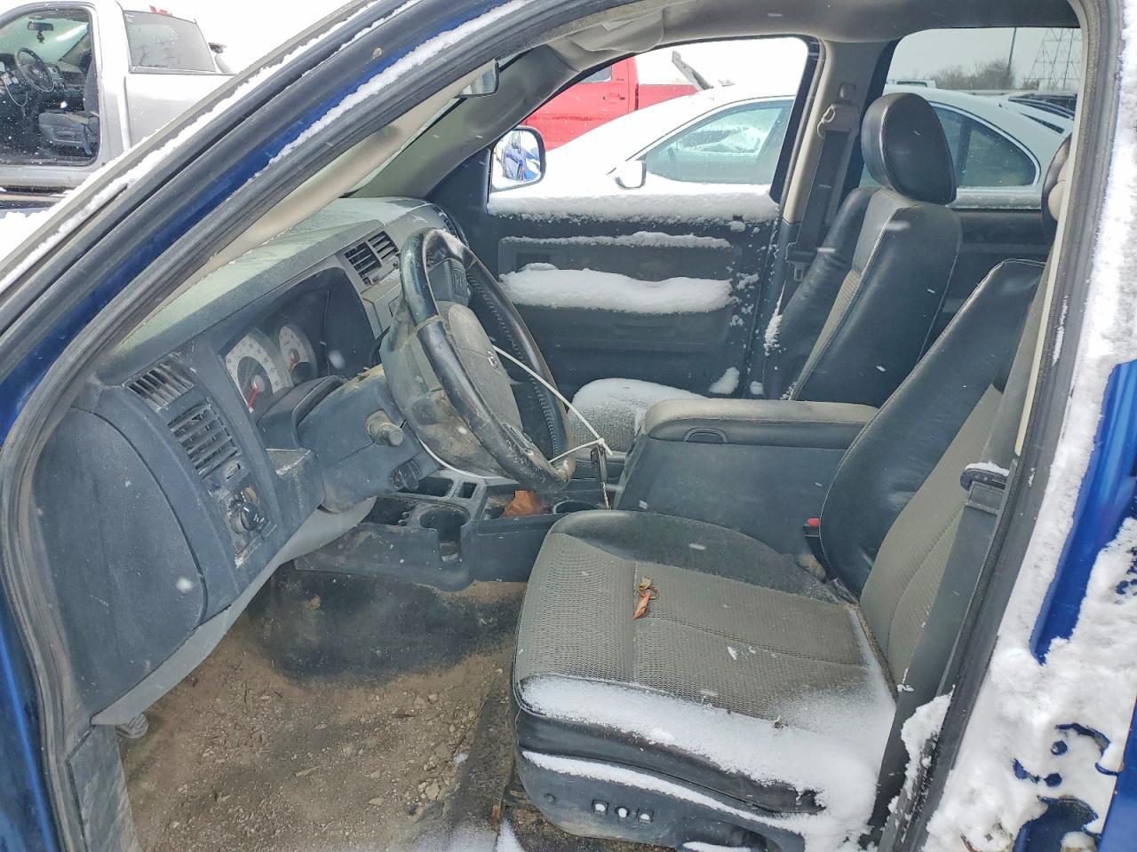 2010 DODGE Dakota