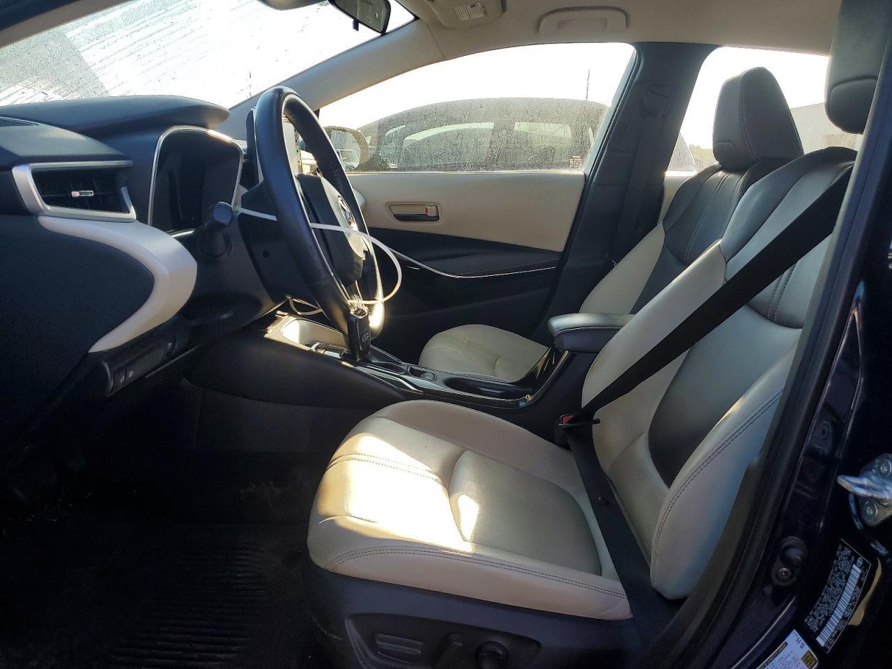 2022 TOYOTA COROLLA