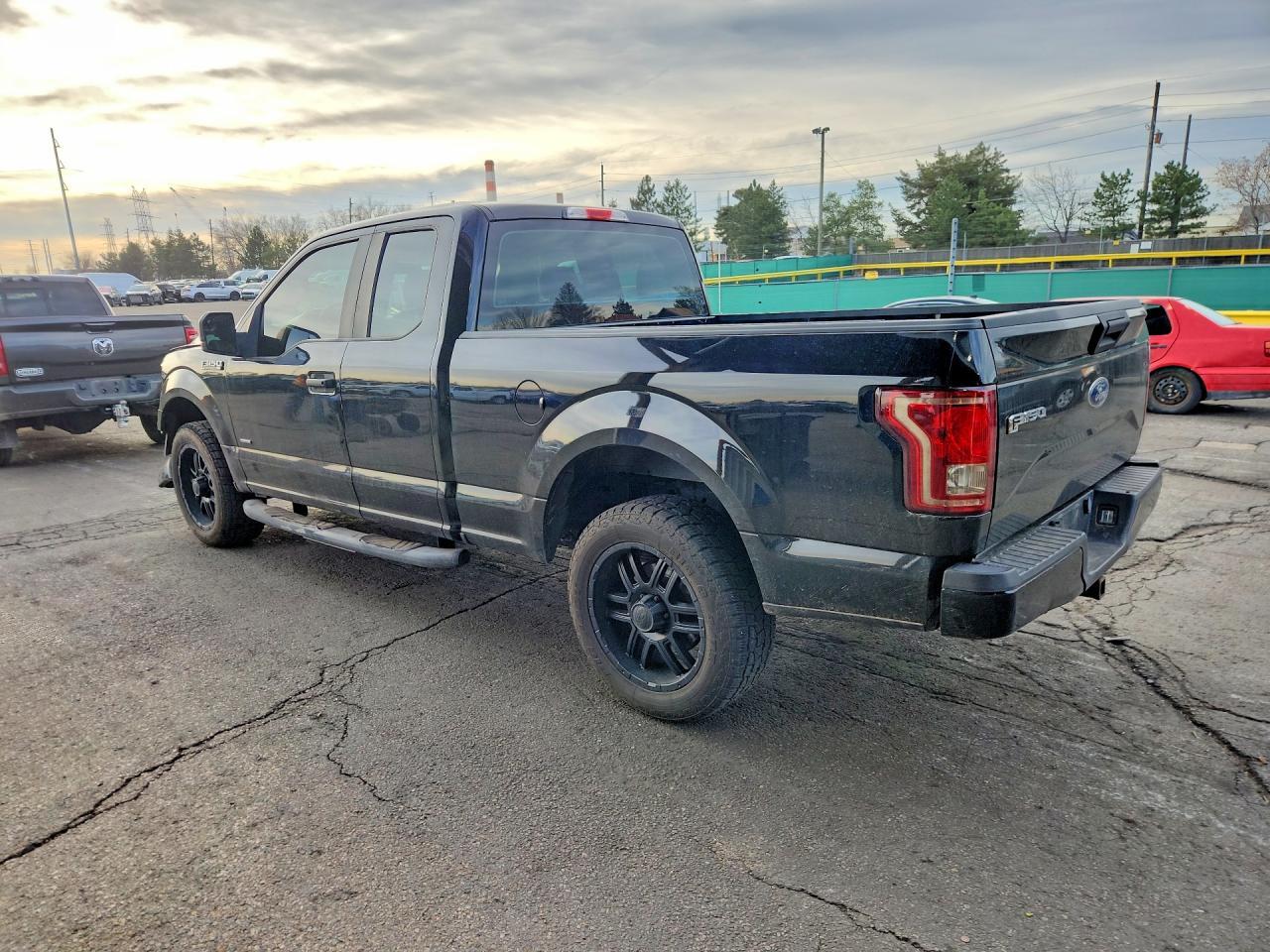 2016 FORD F-150