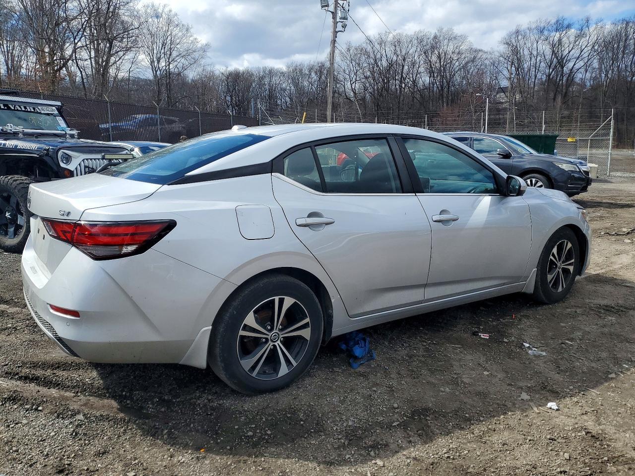 2022 NISSAN SENTRA