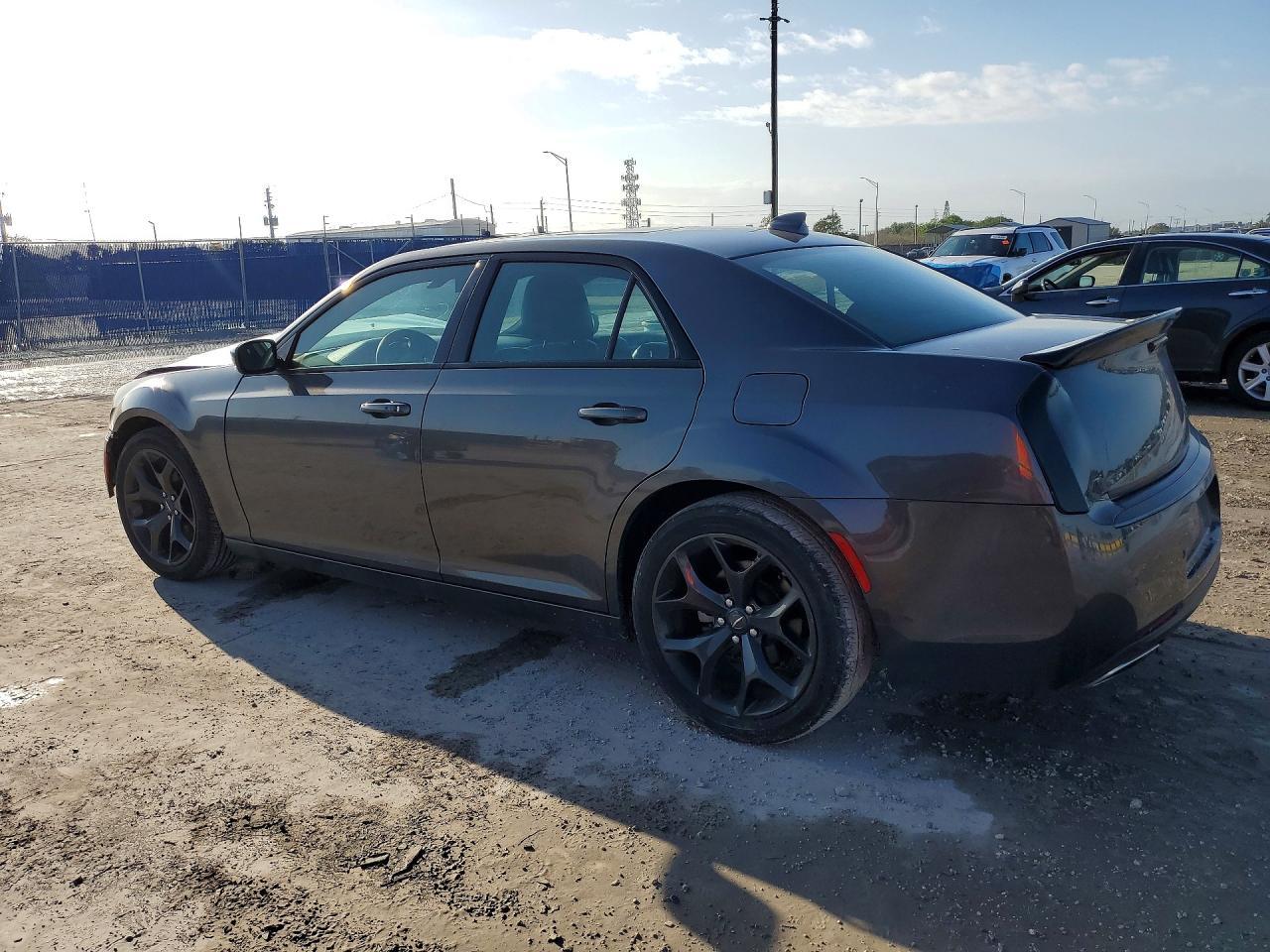 2023 CHRYSLER 300