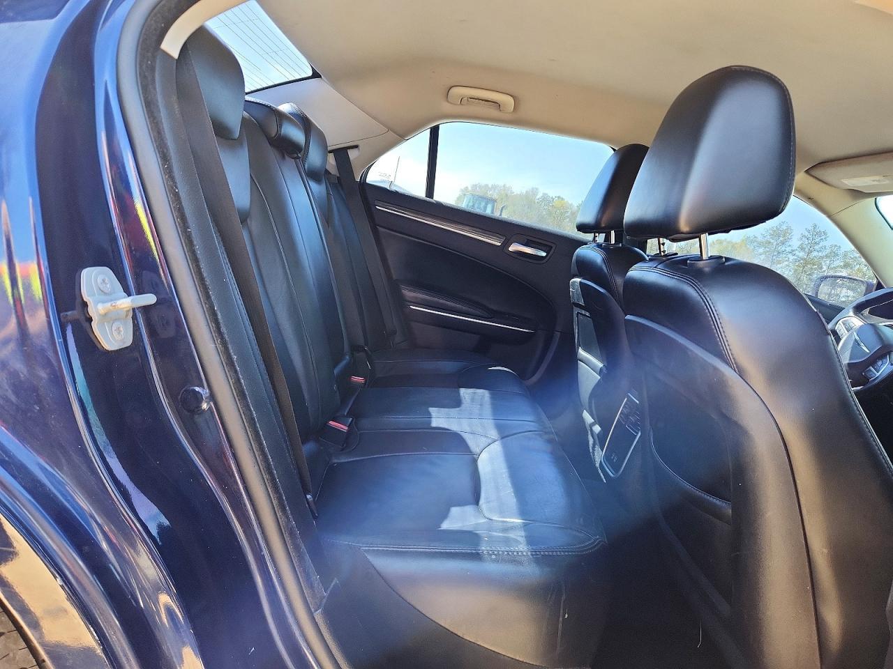 2015 CHRYSLER 300