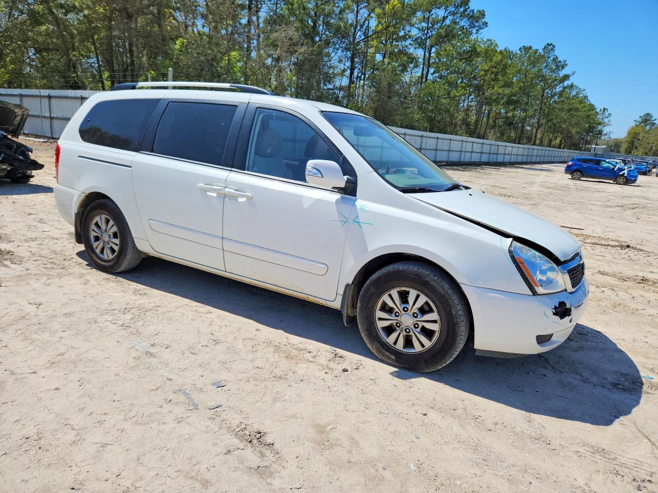 2012 KIA SEDONA