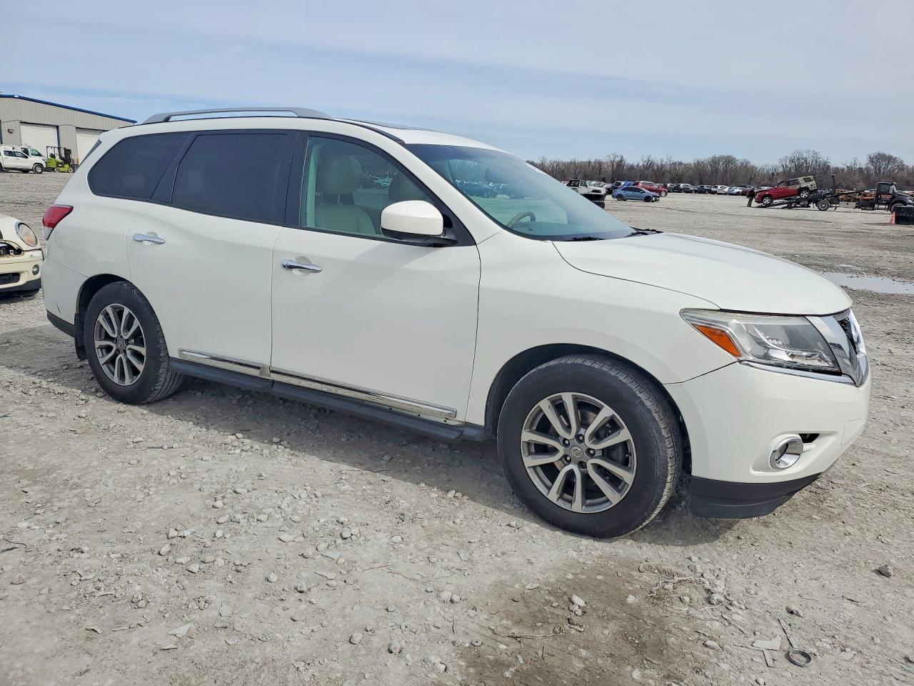 2015 NISSAN PATHFINDER