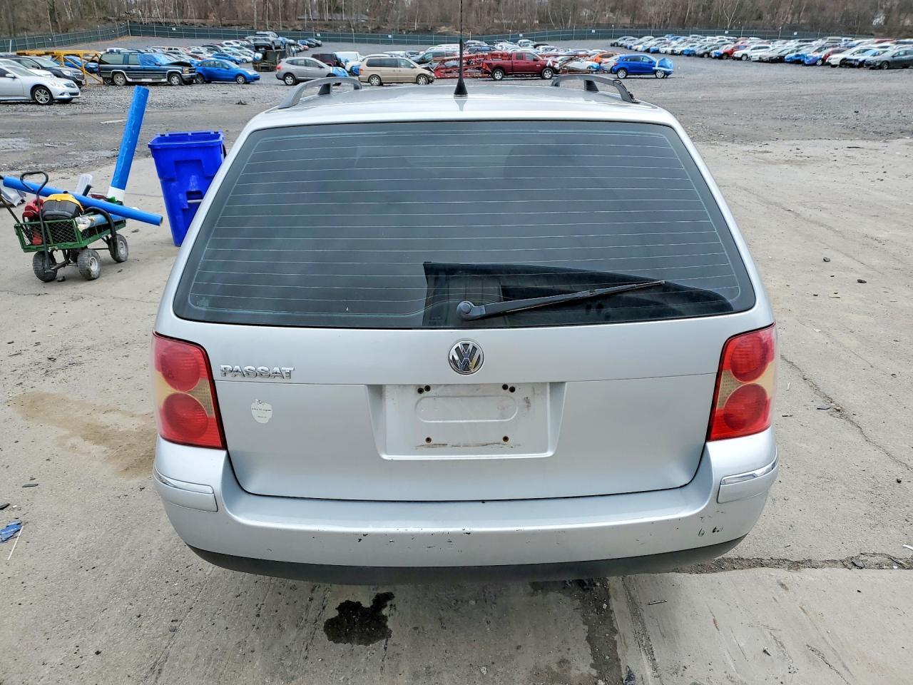 2003 VOLKSWAGEN Passat