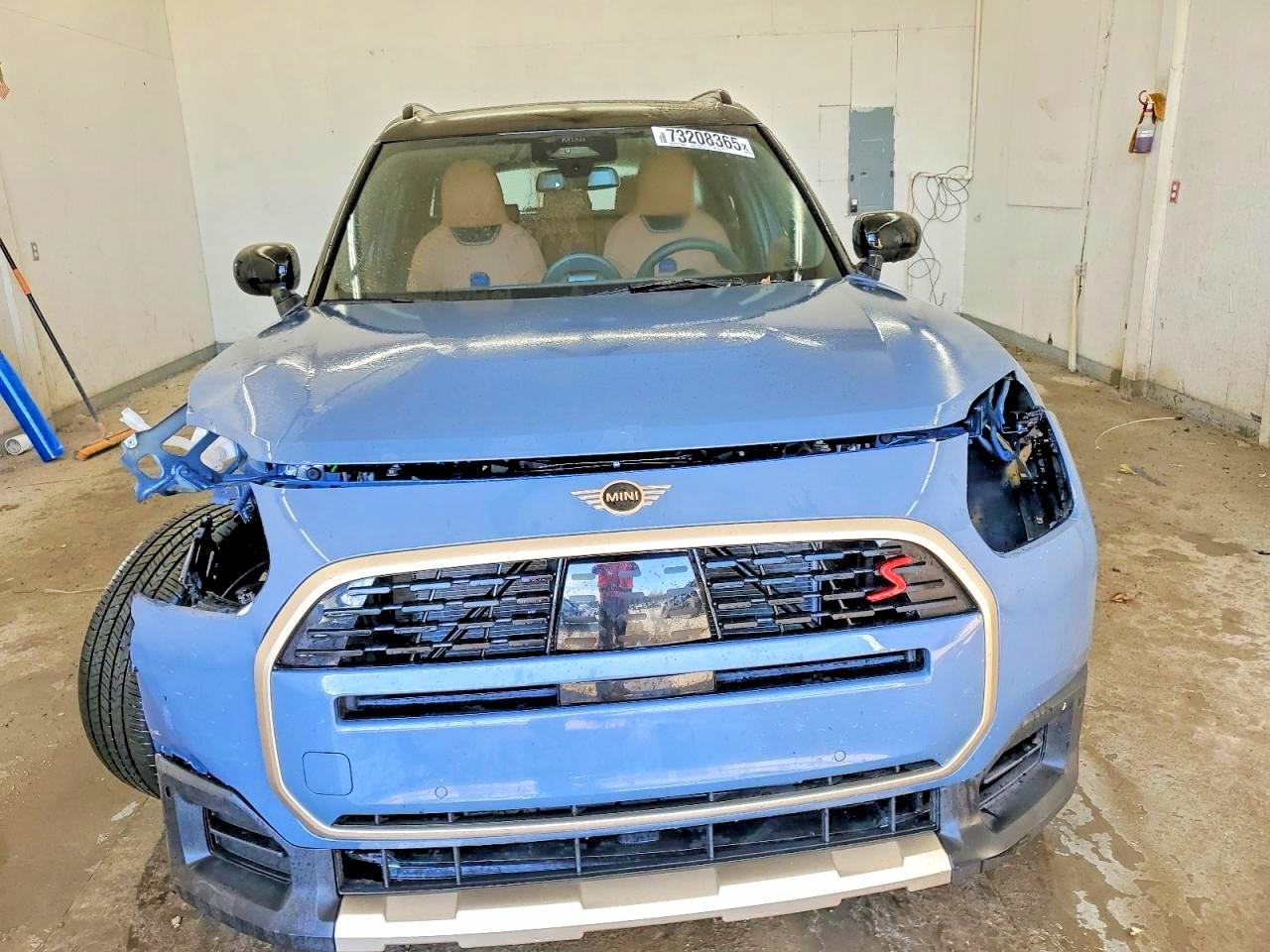 2025 MINI Countryman