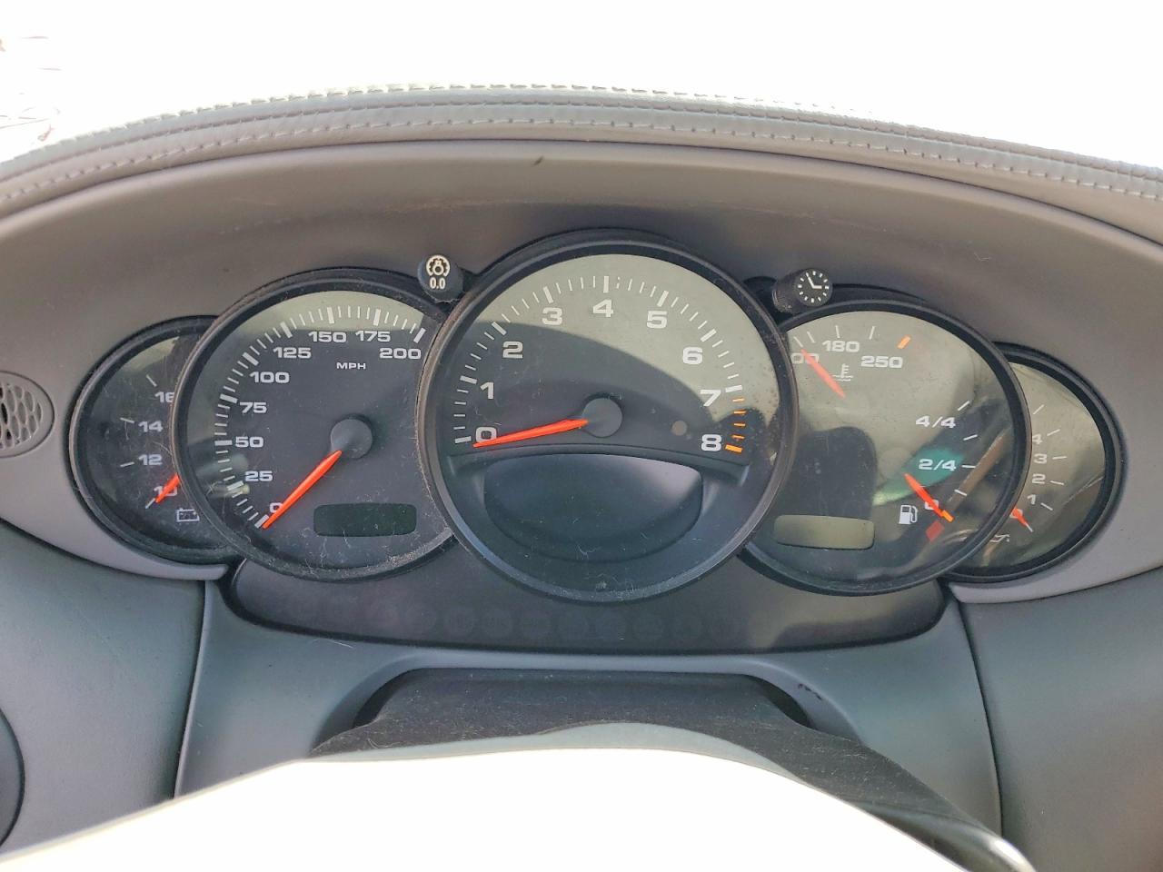 2002 PORSCHE 911