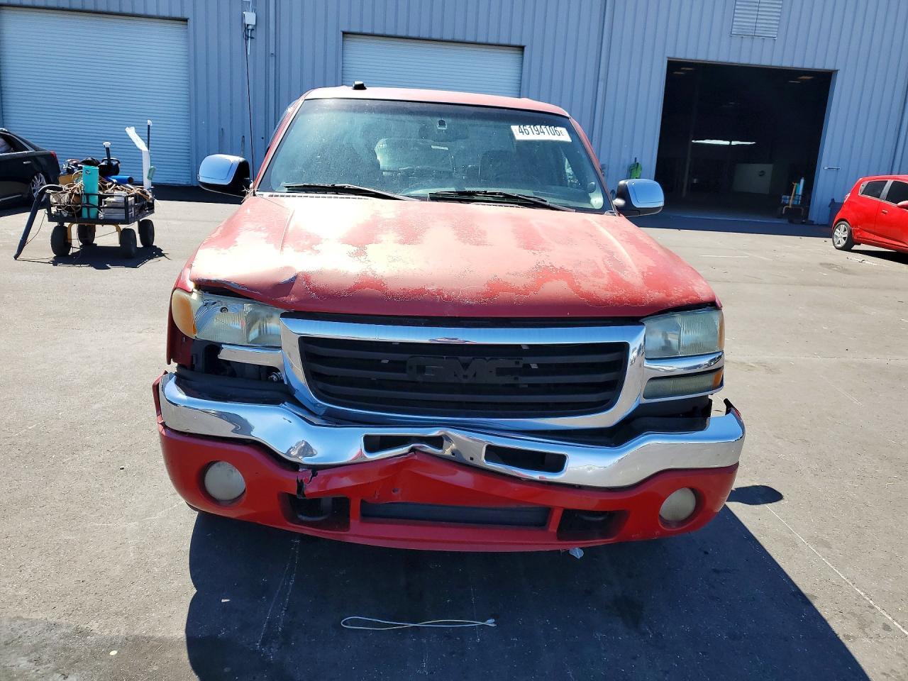 2004 GMC Sierra