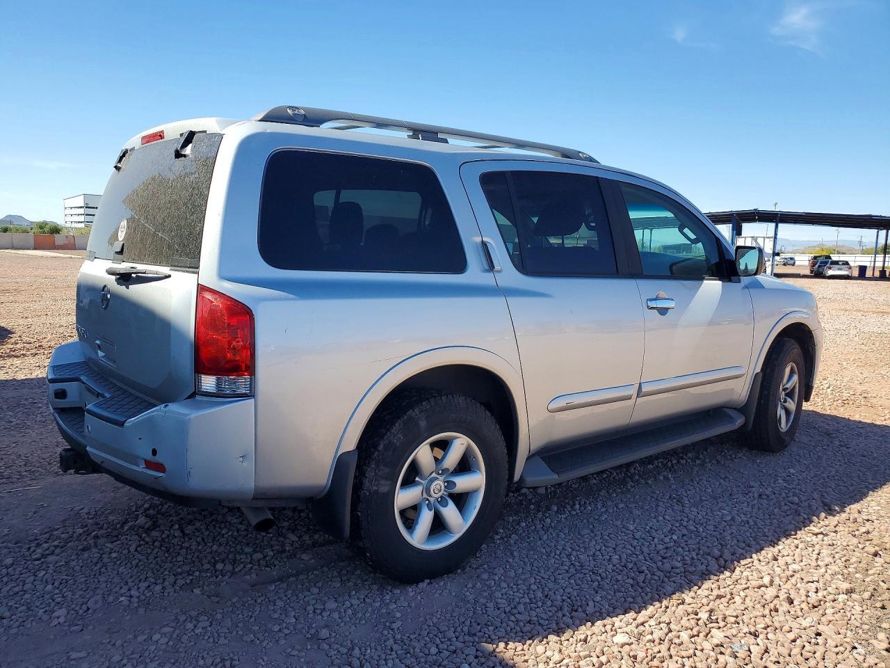 2015 NISSAN Armada