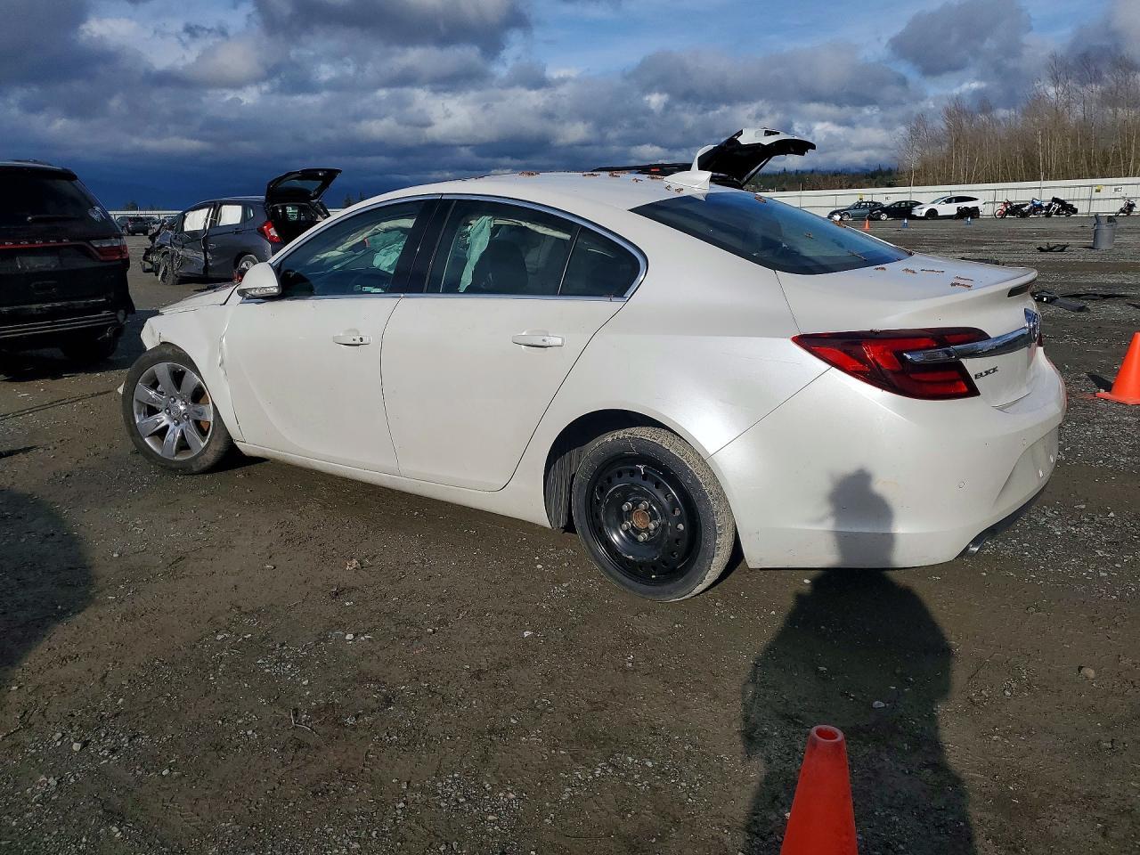 2016 BUICK Regal