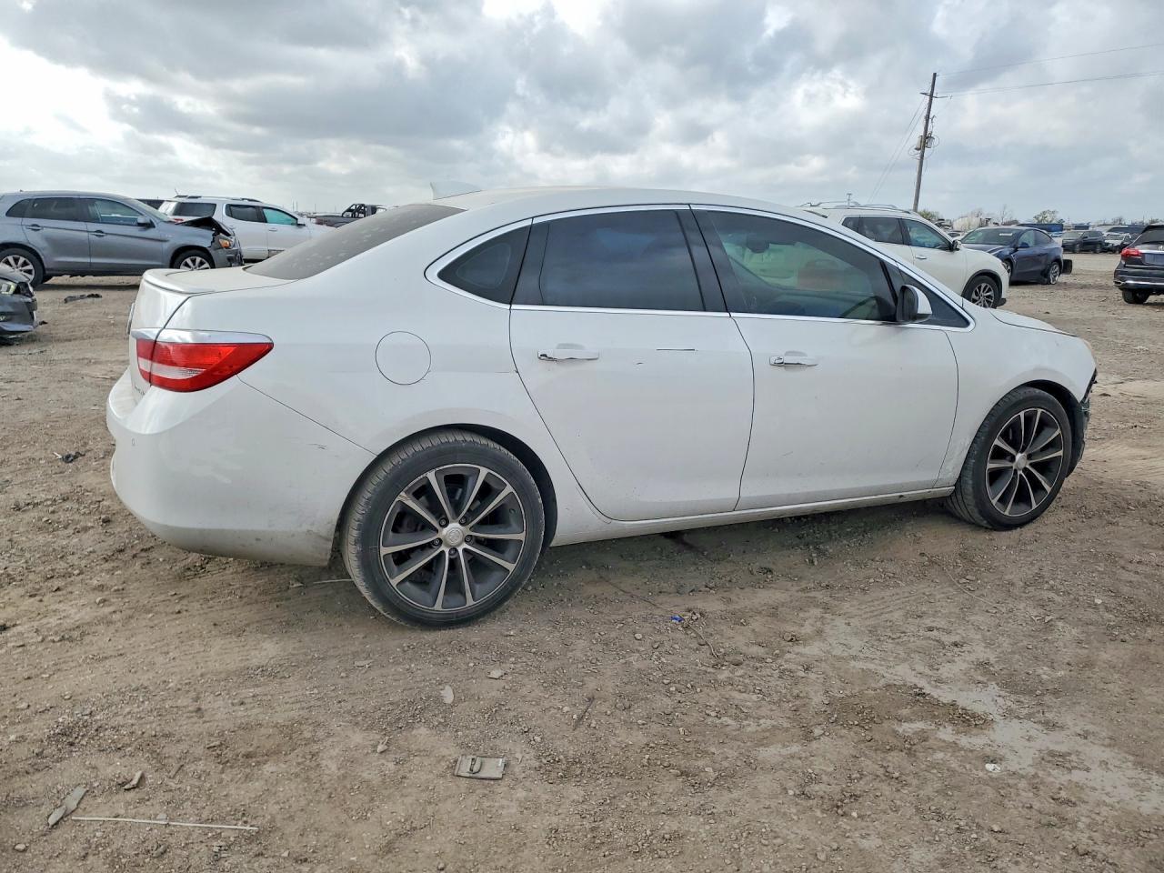 2017 BUICK VERANO