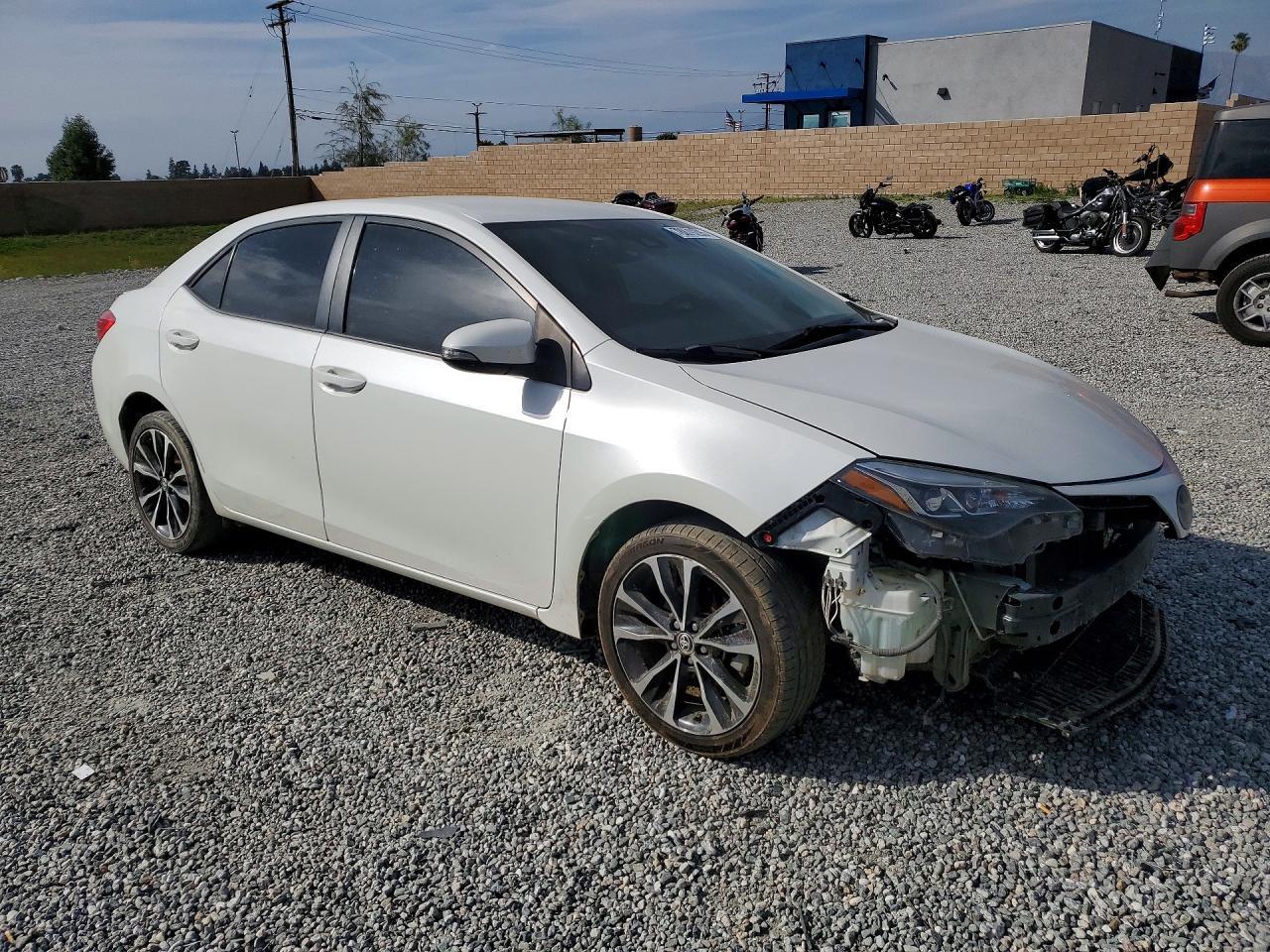 2018 TOYOTA COROLLA
