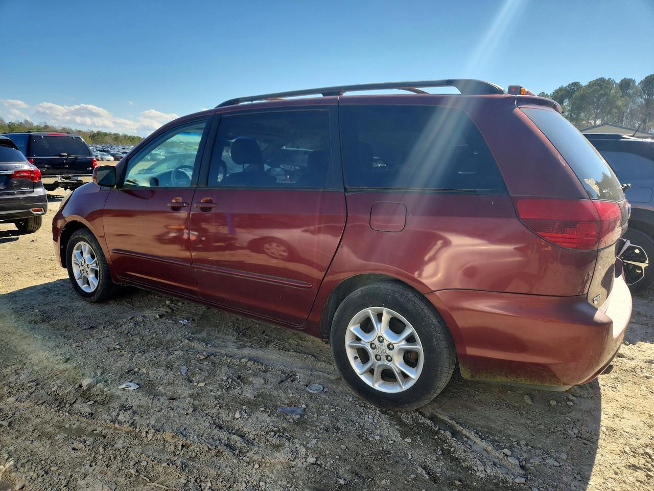 2005 TOYOTA SIENNA