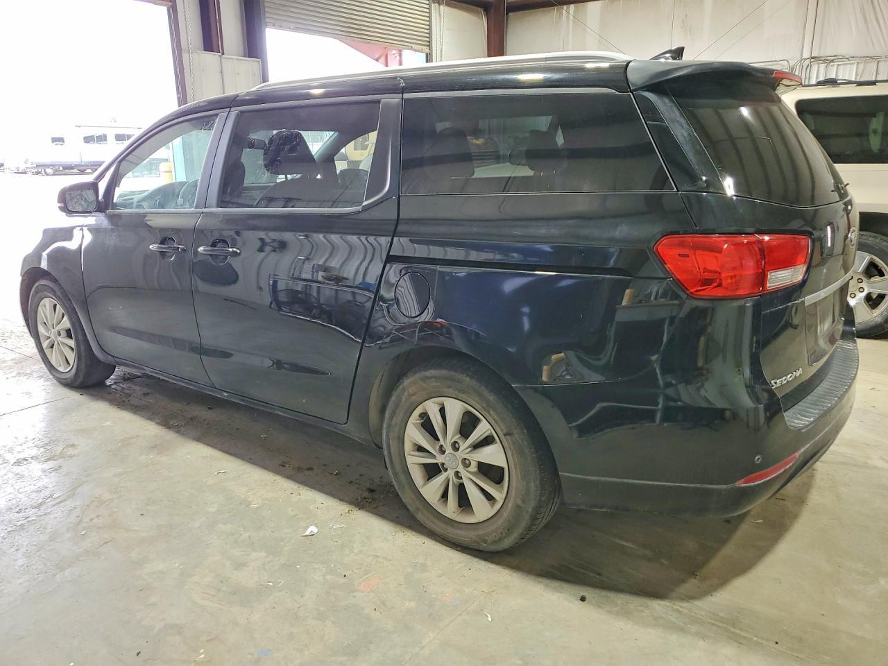 2015 KIA SEDONA