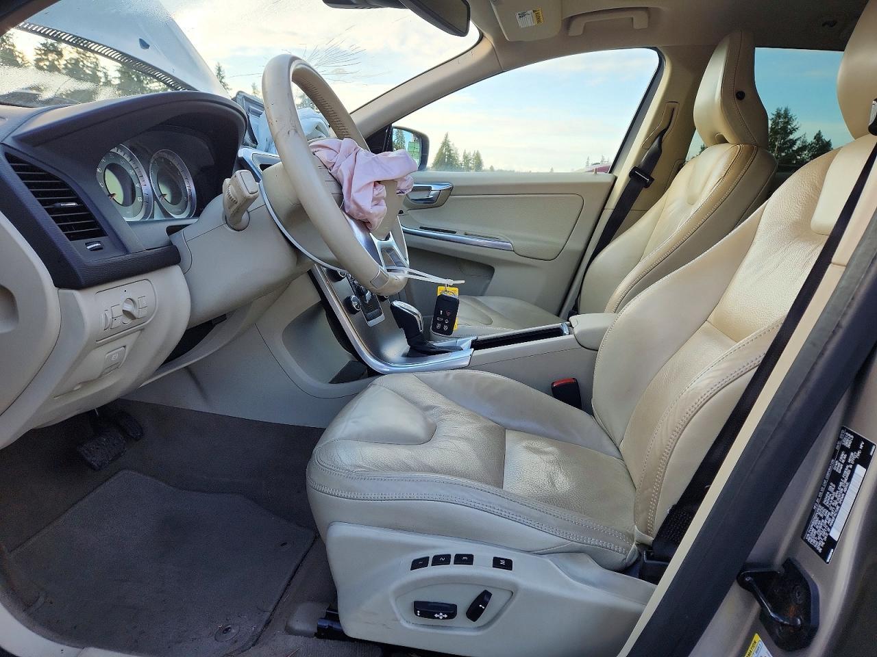 2013 VOLVO XC60