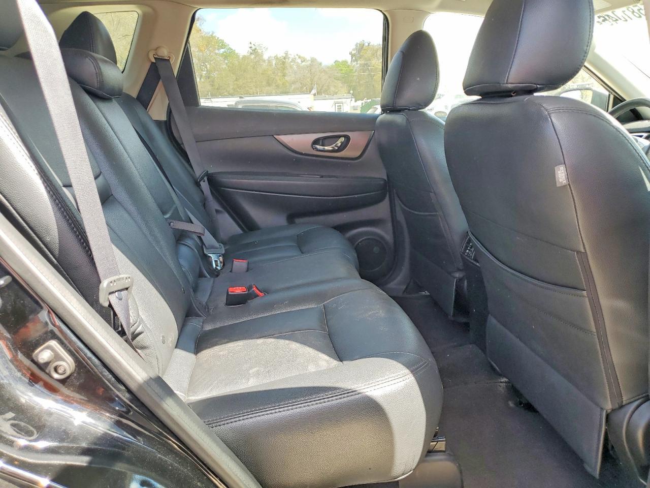 2014 NISSAN ROGUE