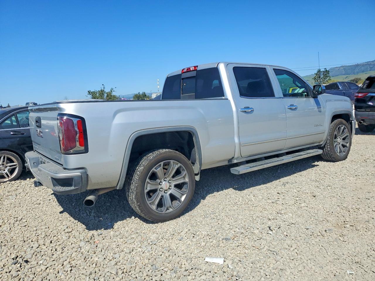 2018 GMC Sierra