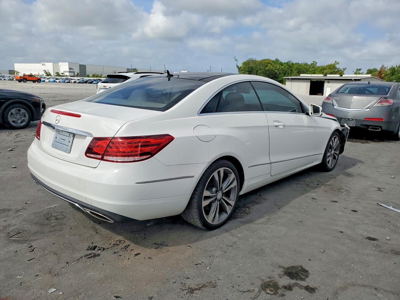 2017 MERCEDES-BENZ E-Class