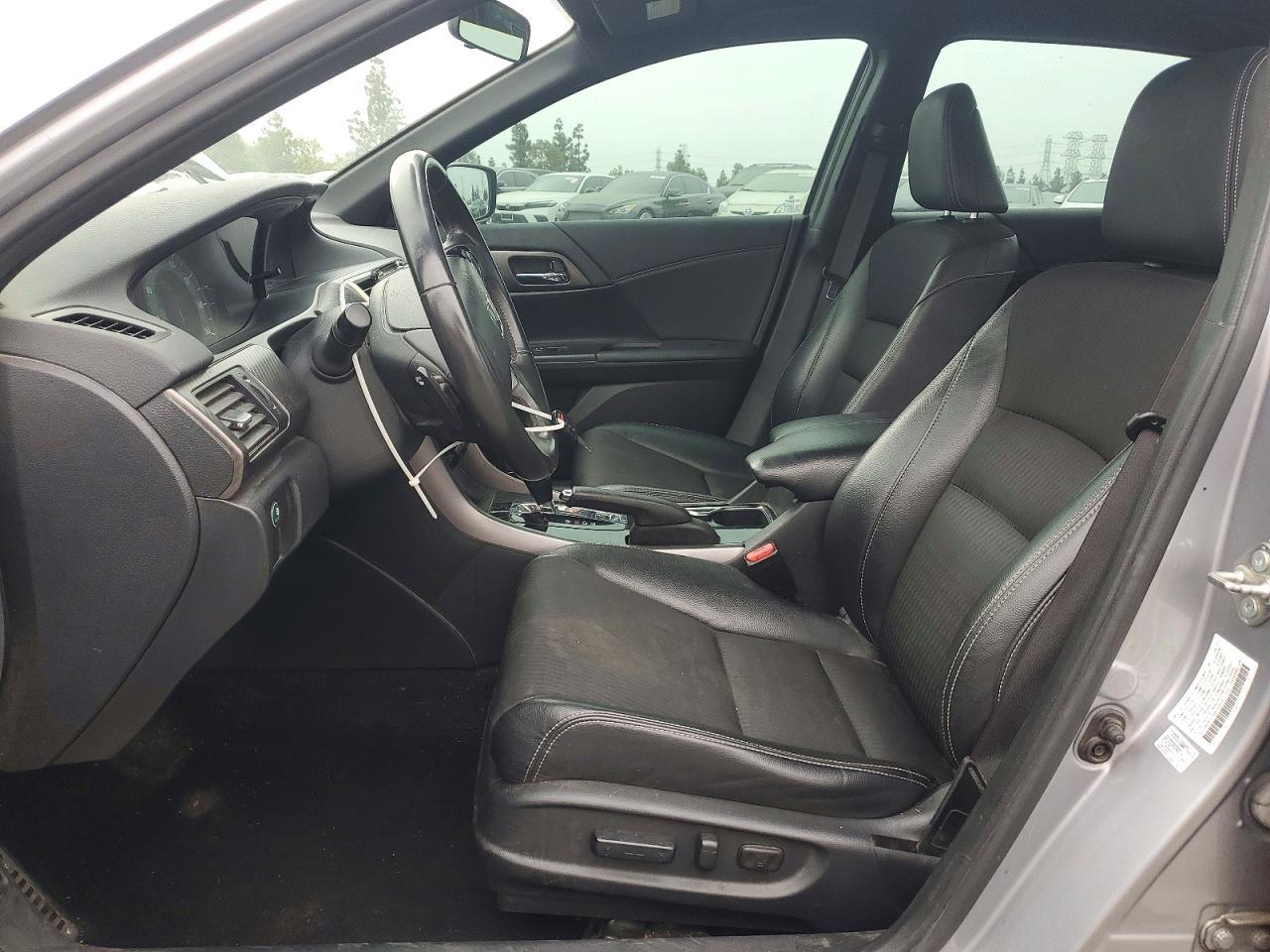 2017 HONDA ACCORD
