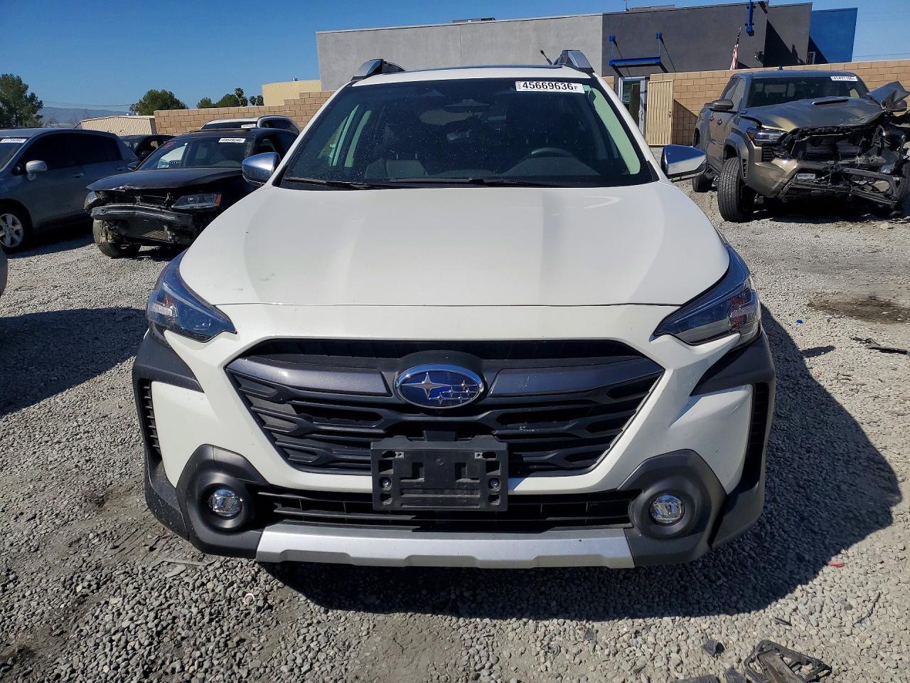 2025 SUBARU Outback