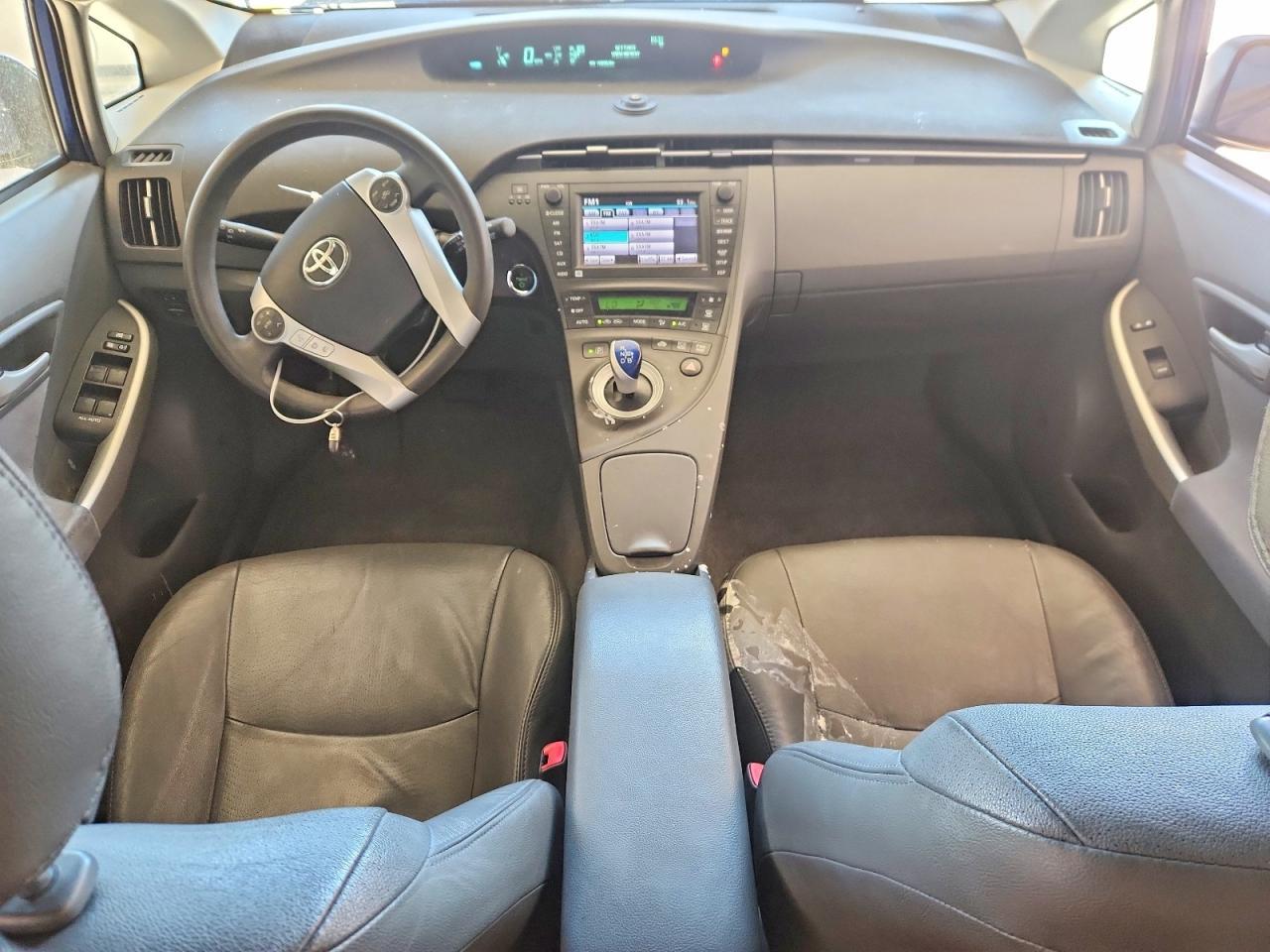 2011 TOYOTA PRIUS
