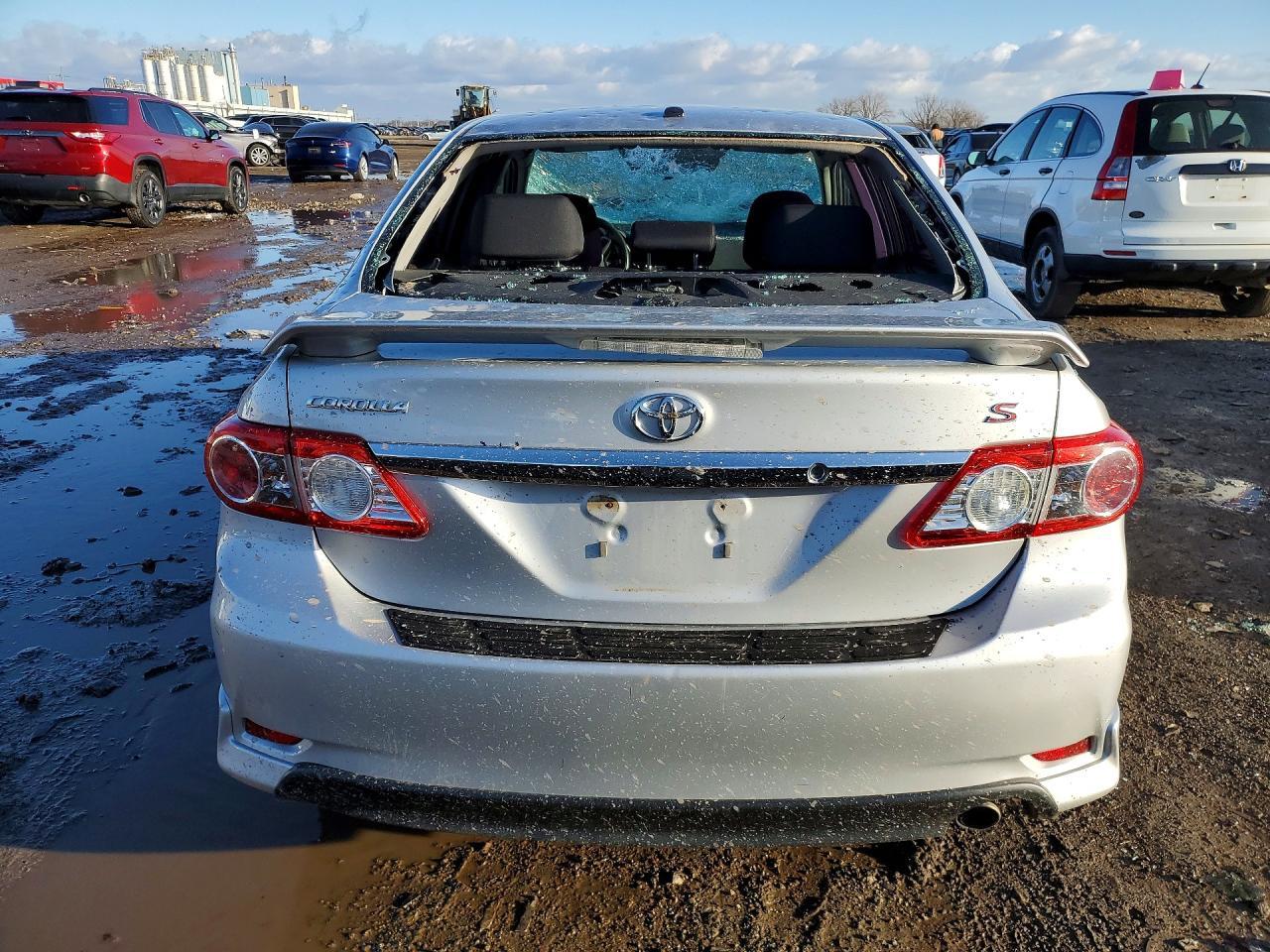 2013 TOYOTA COROLLA
