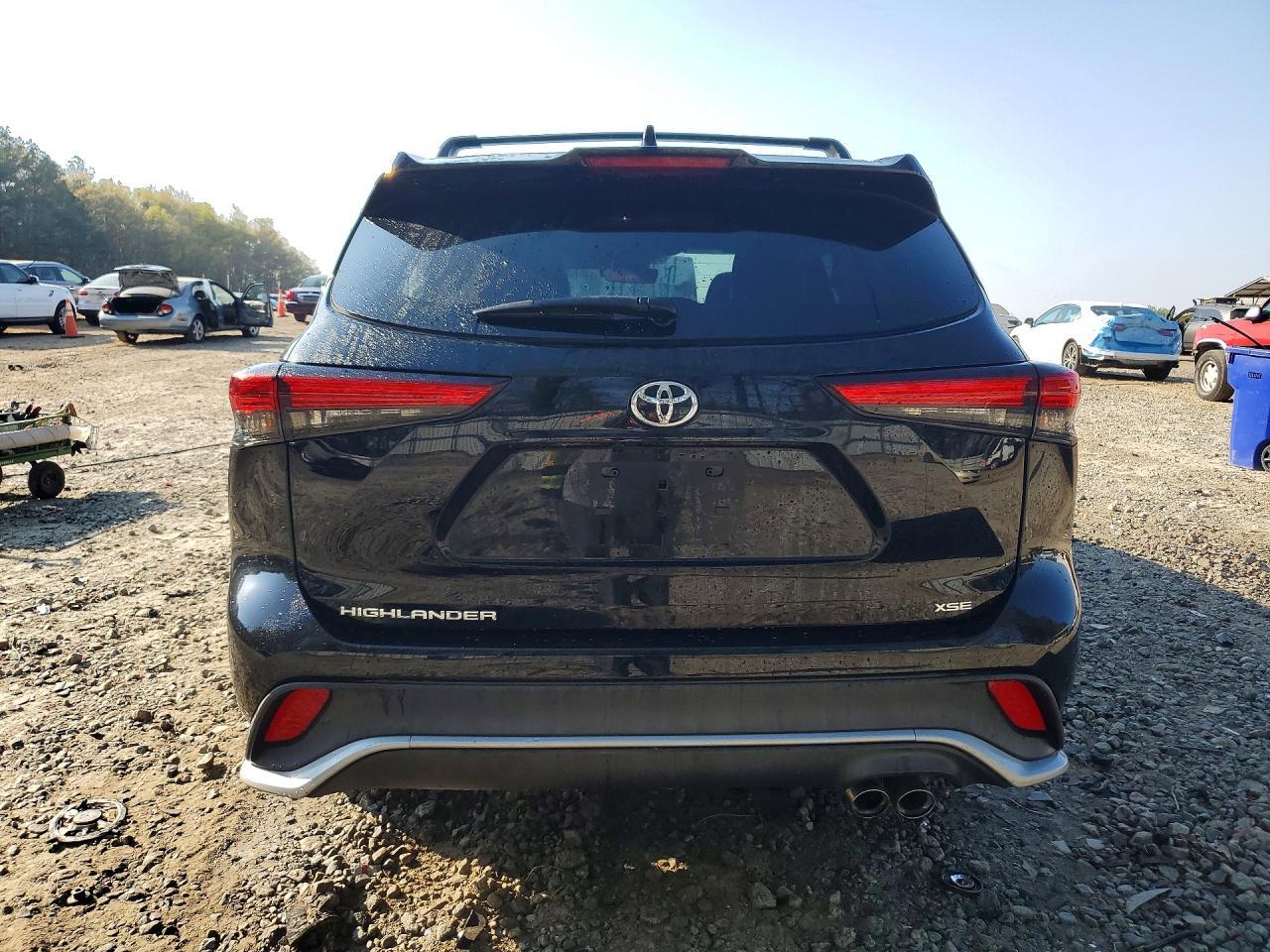 2023 TOYOTA HIGHLANDER