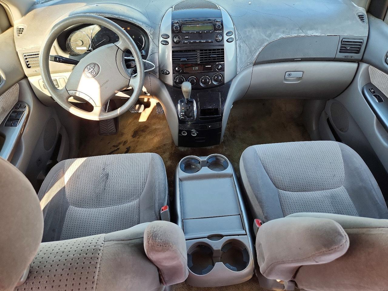 2008 TOYOTA SIENNA