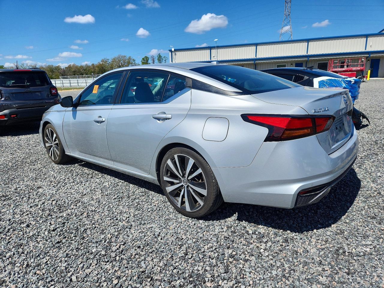 2021 NISSAN ALTIMA