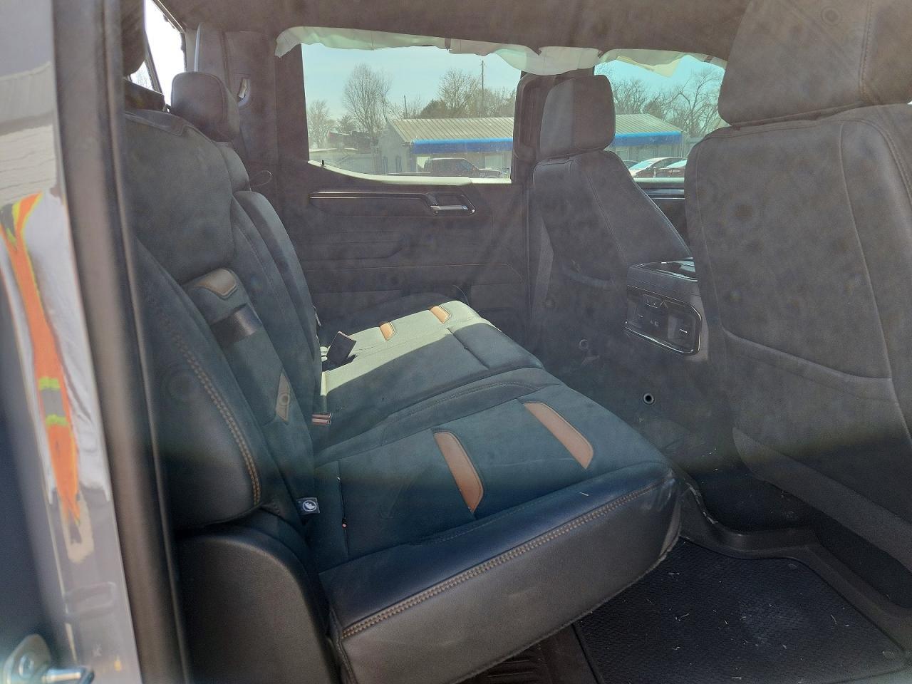 2024 GMC Sierra