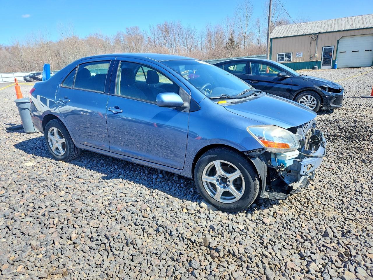 2012 TOYOTA YARIS