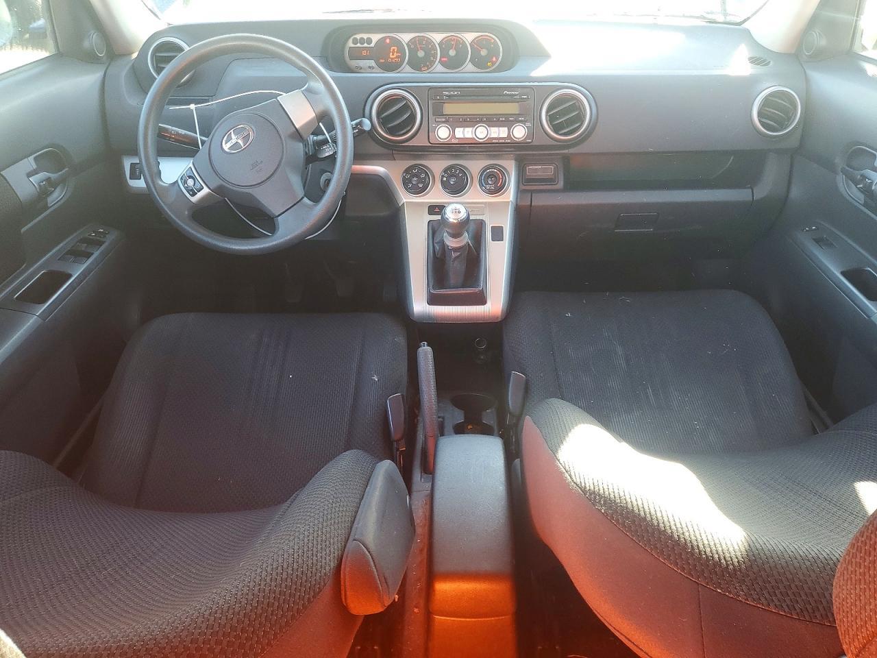 2009 SCION xB