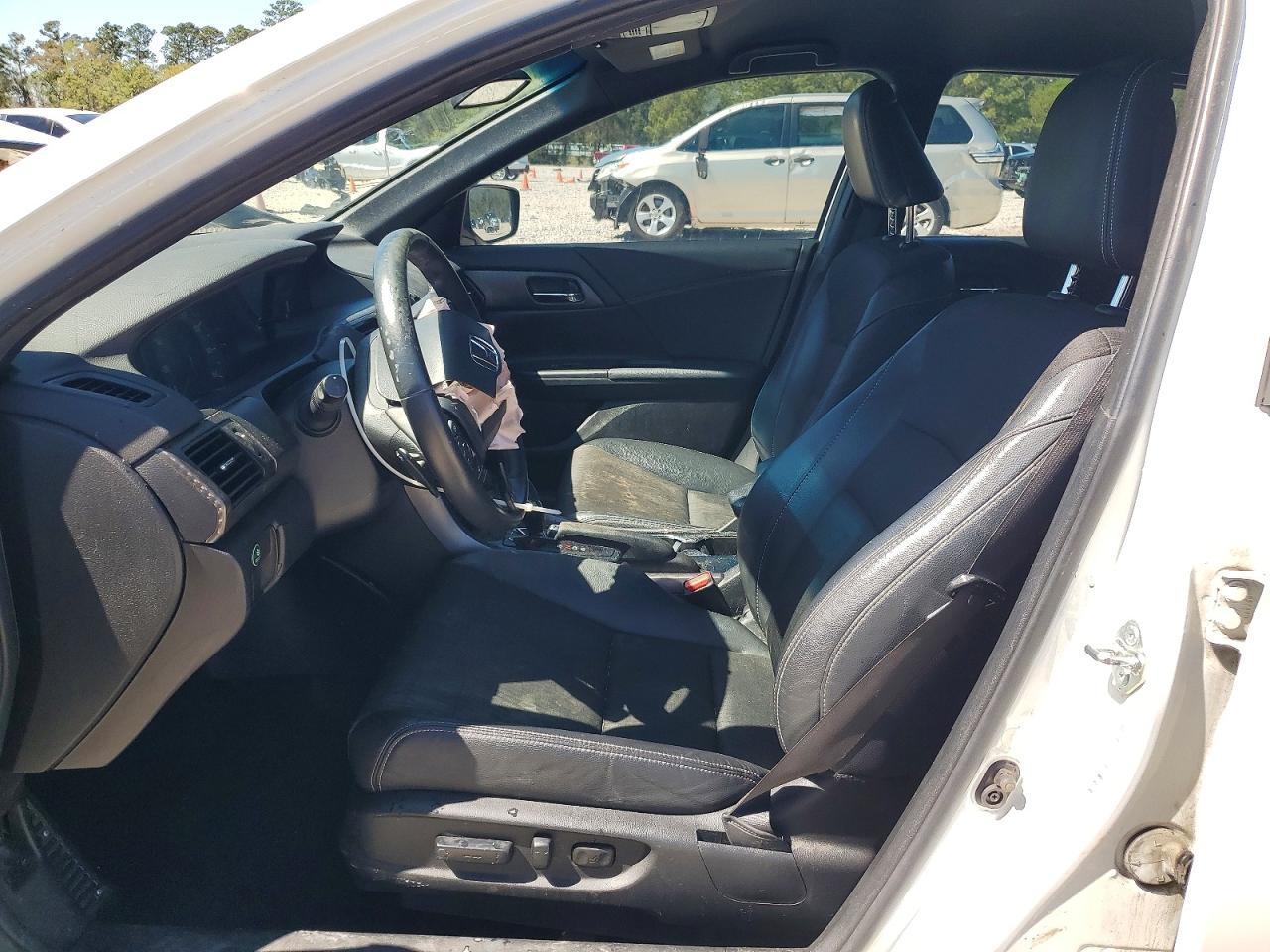 2017 HONDA ACCORD