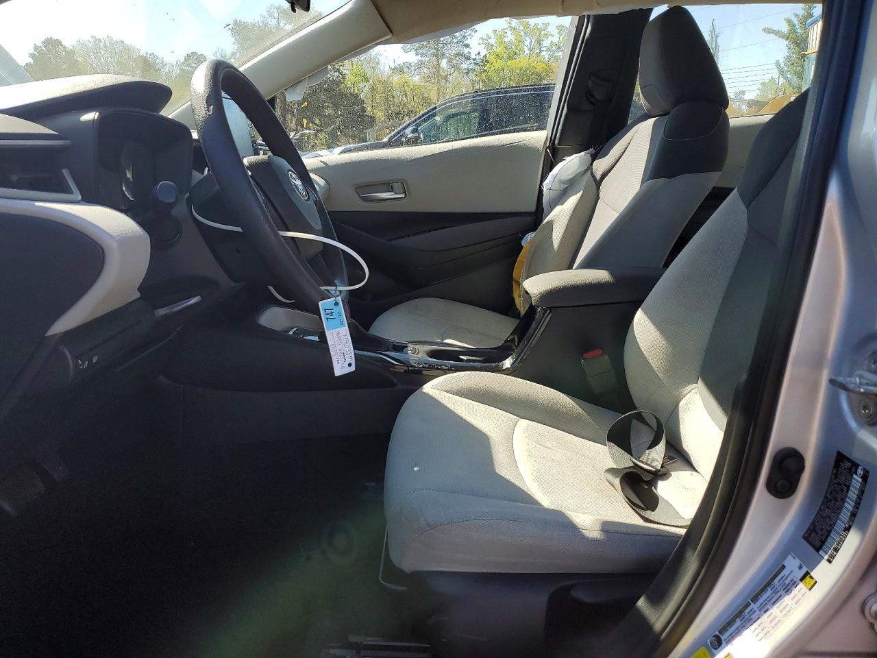 2020 TOYOTA COROLLA