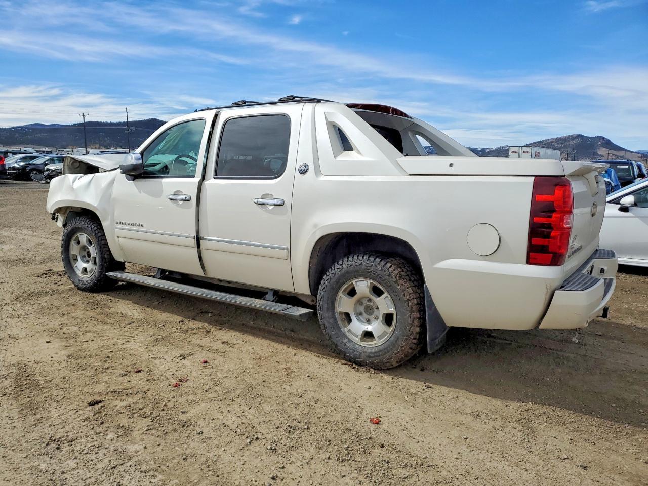 2013 CHEVROLET Avalanche