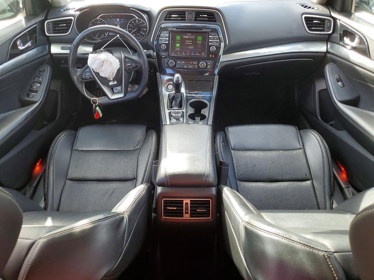 2022 NISSAN Maxima