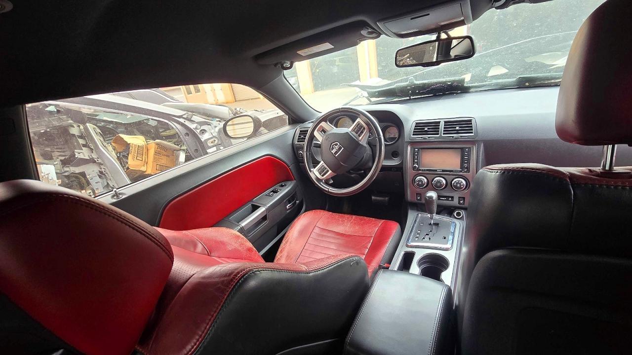 2014 DODGE Challenger